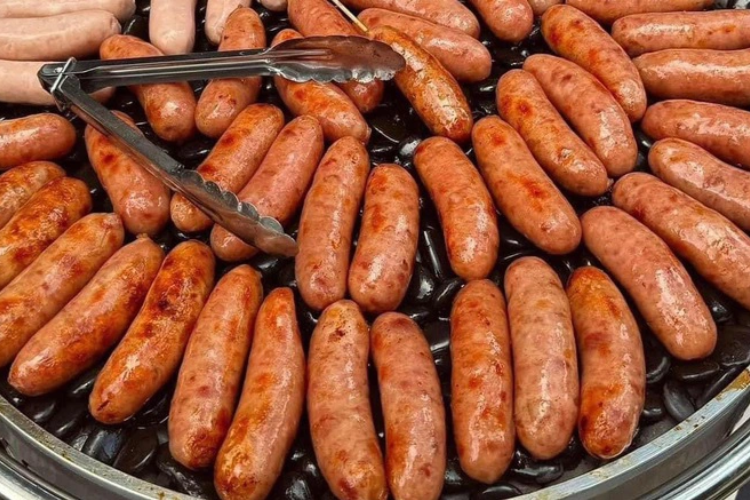 Bán lạp xưởng giá sỉ cho các quán ăn, nhà hàng tại TPHCM 6 lap-xuong